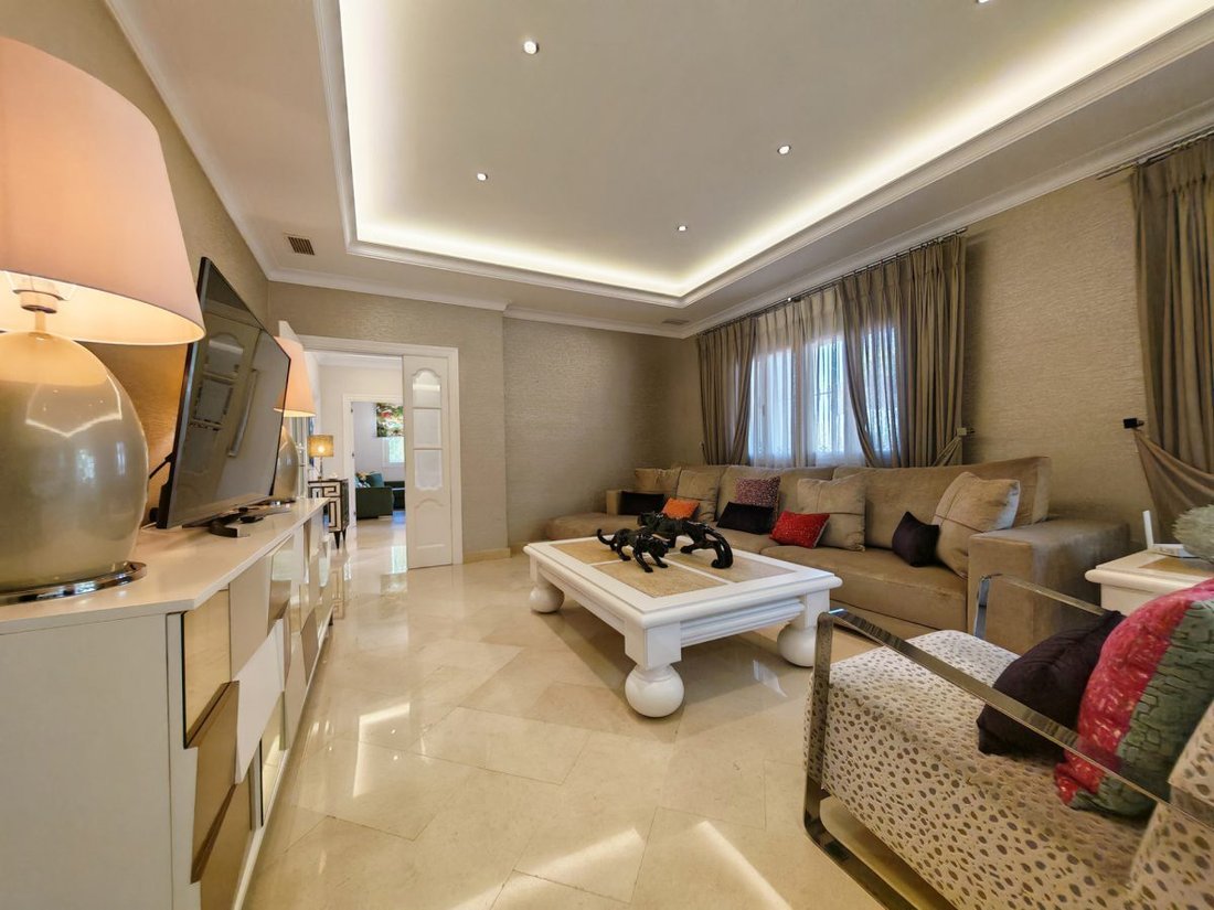 Villa in Elviria-Cabopino, Marbella, Spain 5 - 18864841
