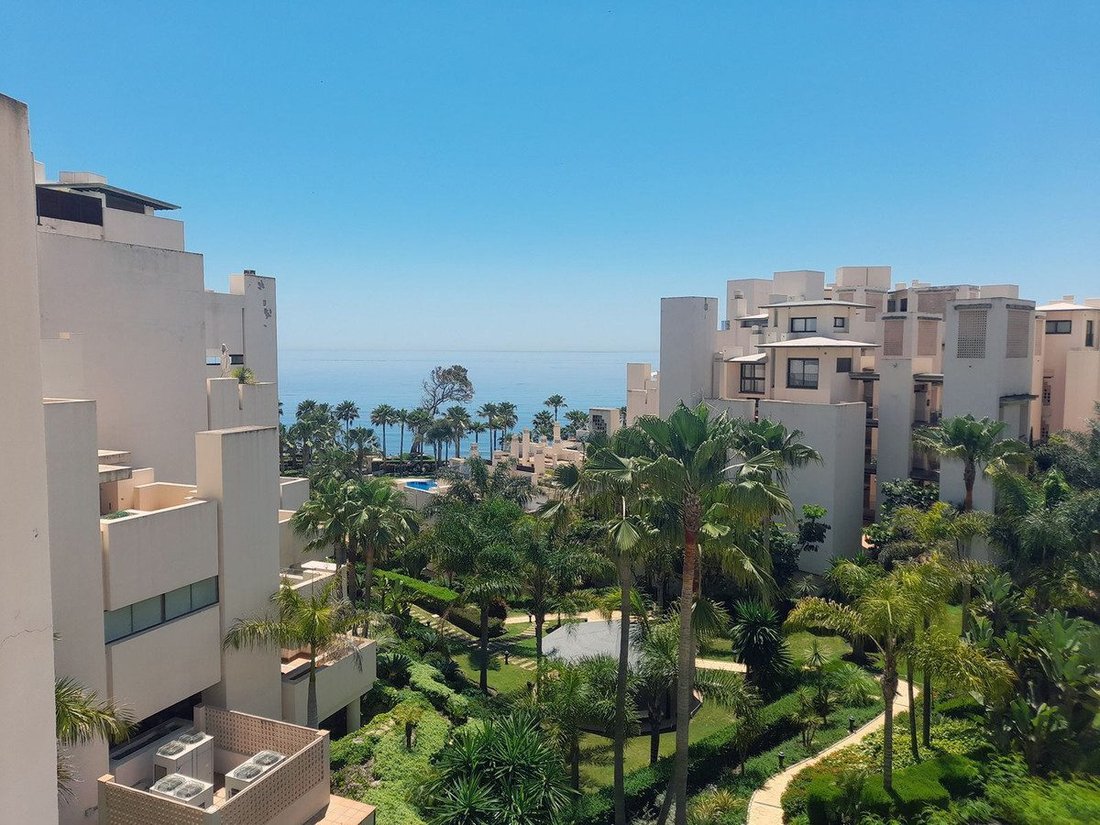 Wohnung in Estepona, Andalusien, Spanien 1 - 18867706