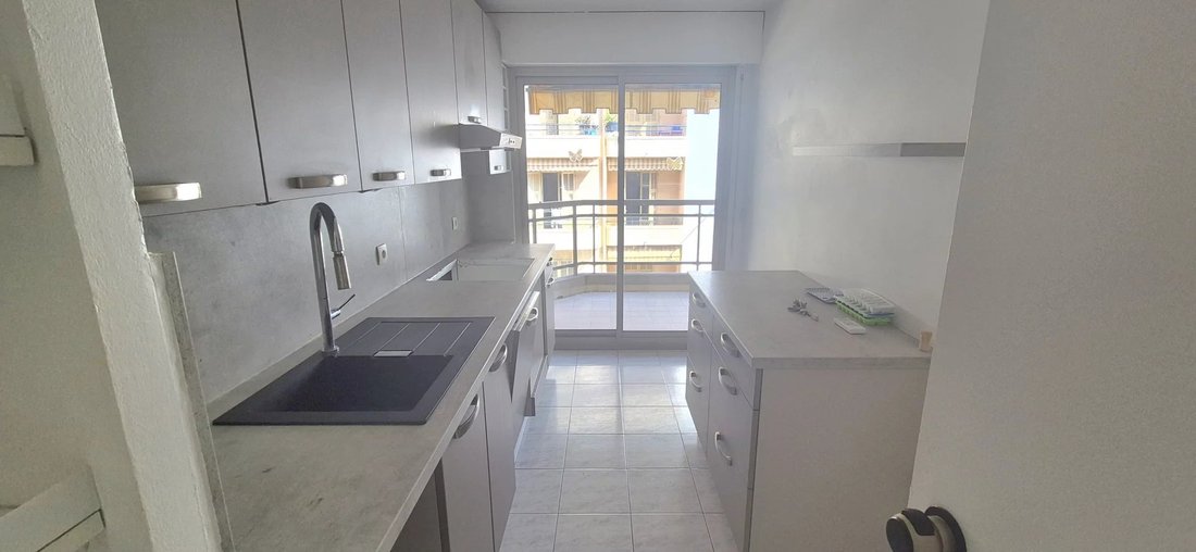 Wohnung in Nizza, Provence-Alpes-Côte d'Azur, Frankreich 5 - 18863136