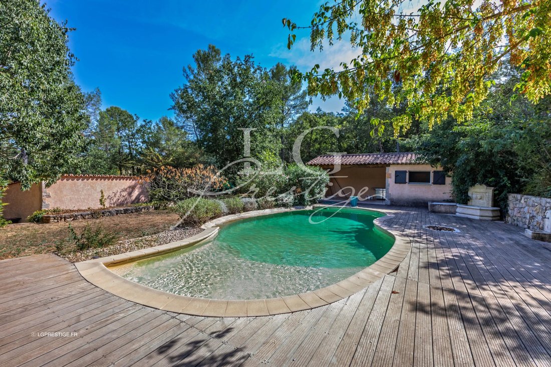 Villa en Saint-Paul-en-Forêt, Provenza-Alpes-Costa Azul, Francia 2 - 18862875