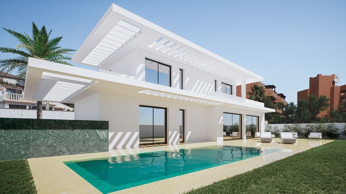 Villa in Estepona, Andalusien, Spanien 1 - 18868152