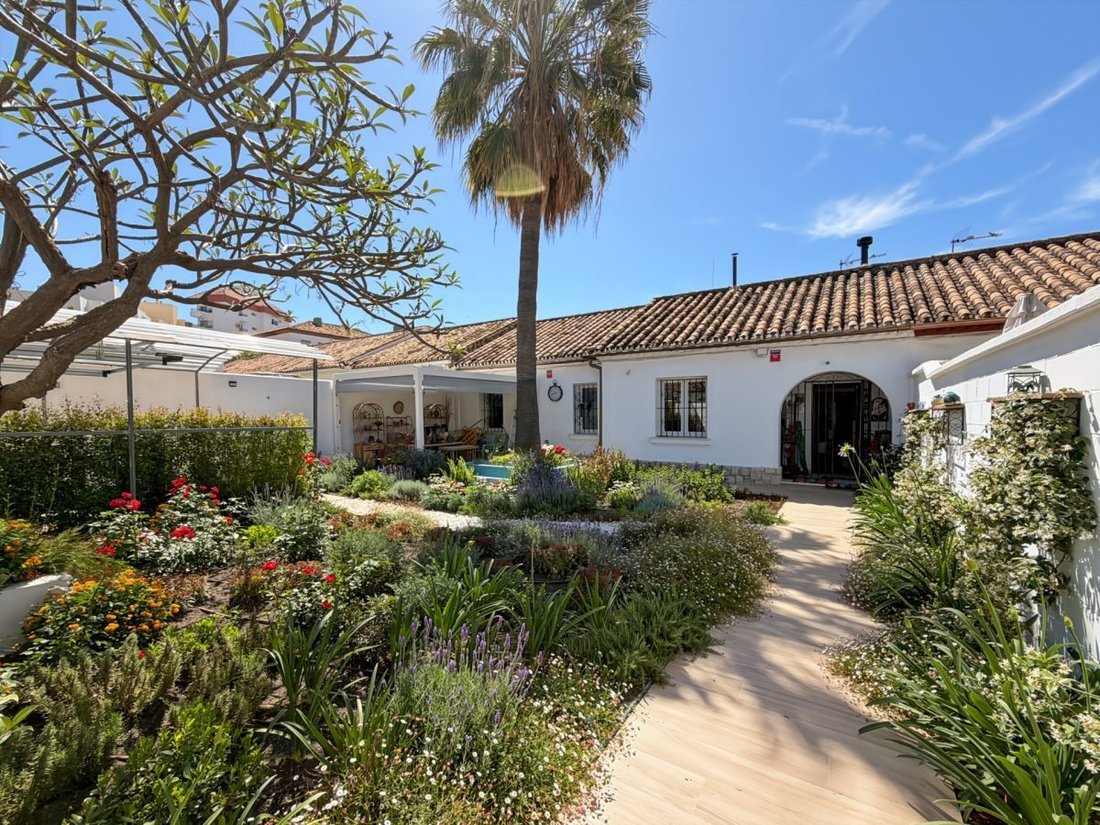 Villa a Ciudad Jardín, Malaga, Spagna 4 - 18864628