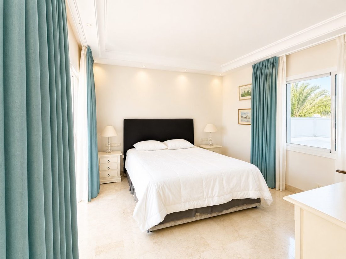 Wohnung in Puerto Banús, Marbella, Spanien 3 - 18863803