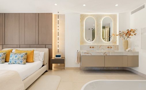 Apartment in Estepona, Andalusia, Spain 1
