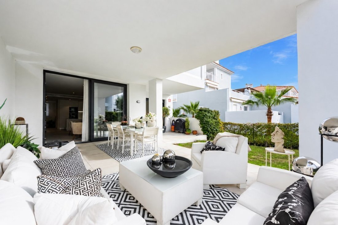 Apartment in Estepona, Andalusia, Spain 1 - 18864626