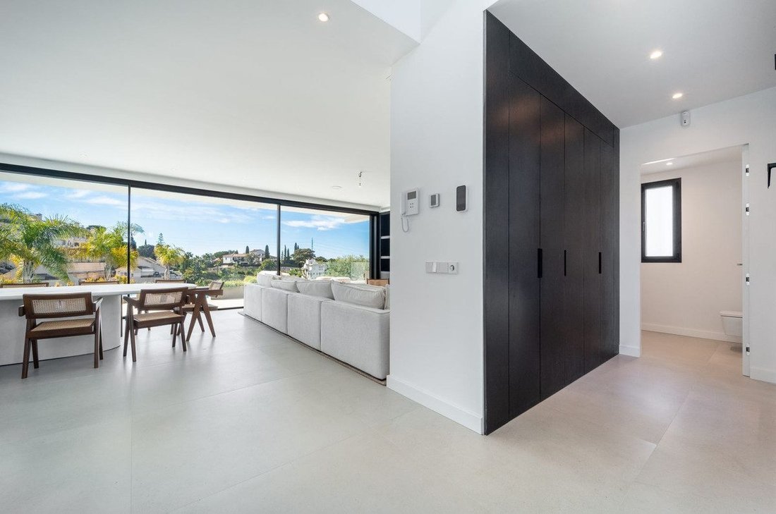 Villa in Elviria-Cabopino, Marbella, Spanien 2 - 18865424