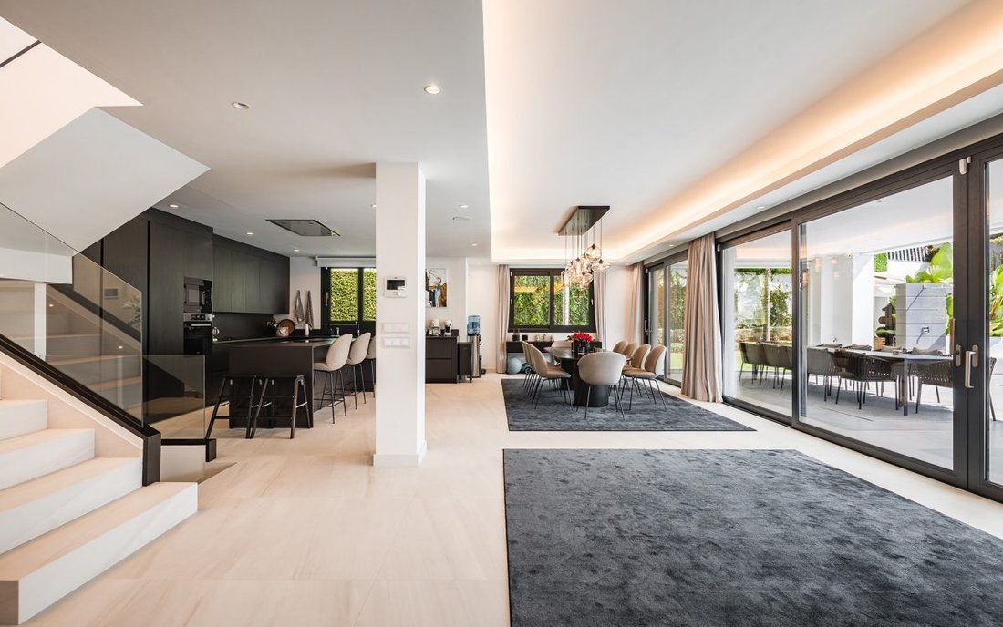 Villa a Puerto Banus, Marbella, Spagna 2 - 18867260