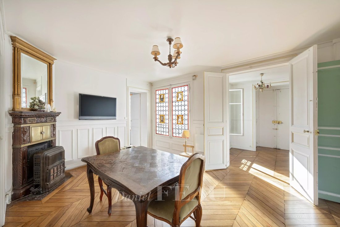 Apartment in Lorette-Martyrs, Paris 9e Arrondissement, Paris 2 - 16891986