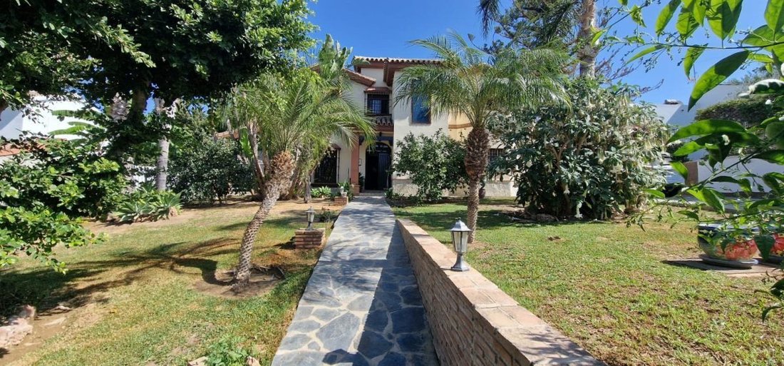 Villa a Alhaurín el Grande, Andalusia, Spagna 1 - 18864851