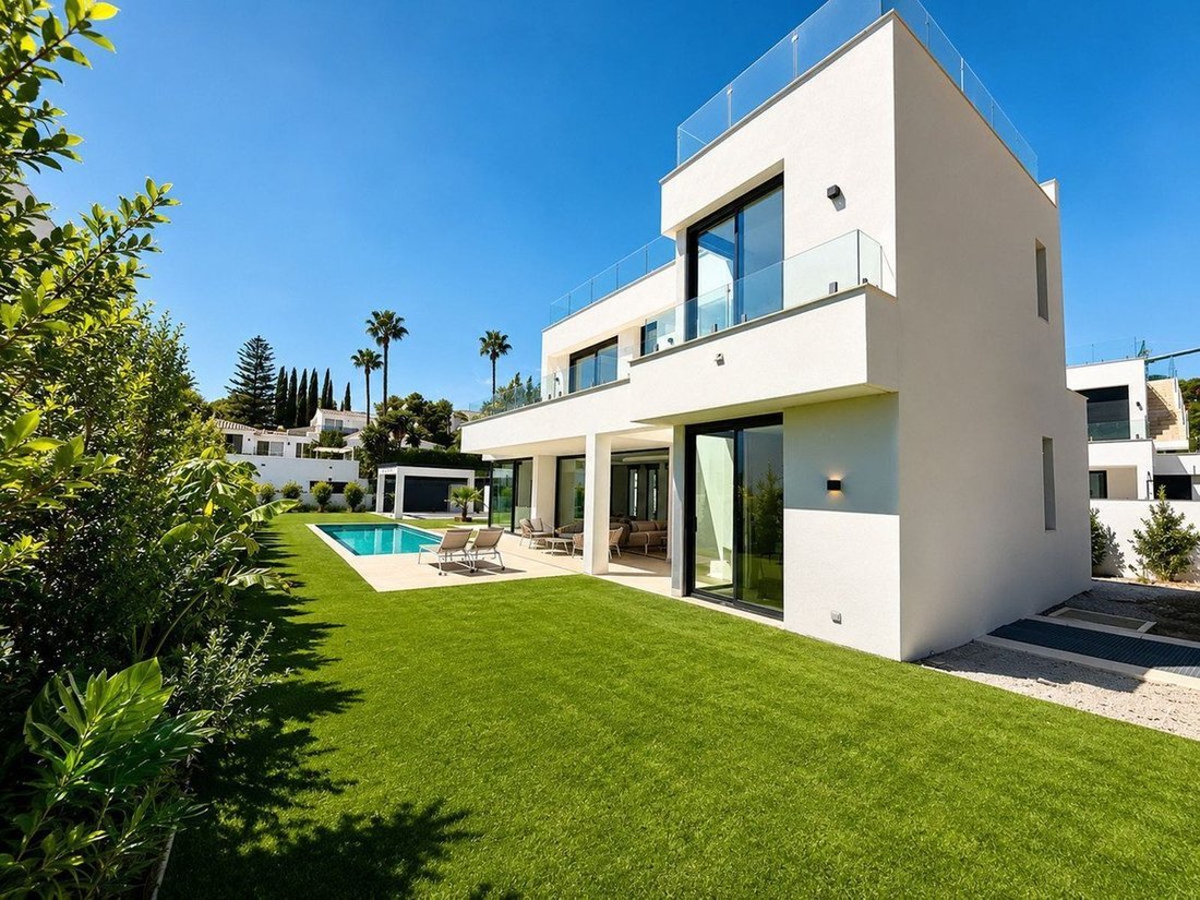 Villa a Estepona, Andalusia, Spagna 2 - 18867666