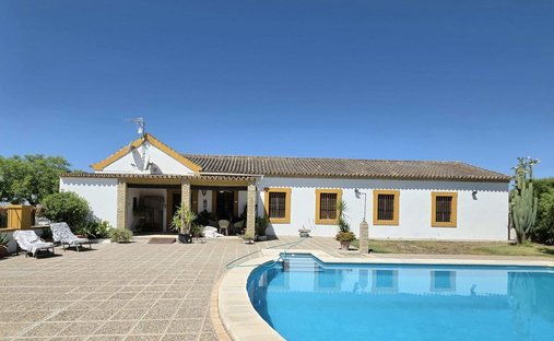 Villa a Nervion, Siviglia, Spagna 1