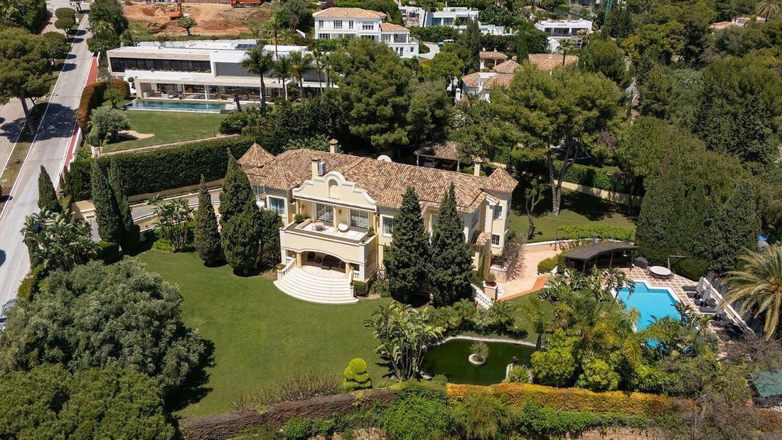 Villa in Sierra Blanca, Marbella, Spain 2 - 18864767