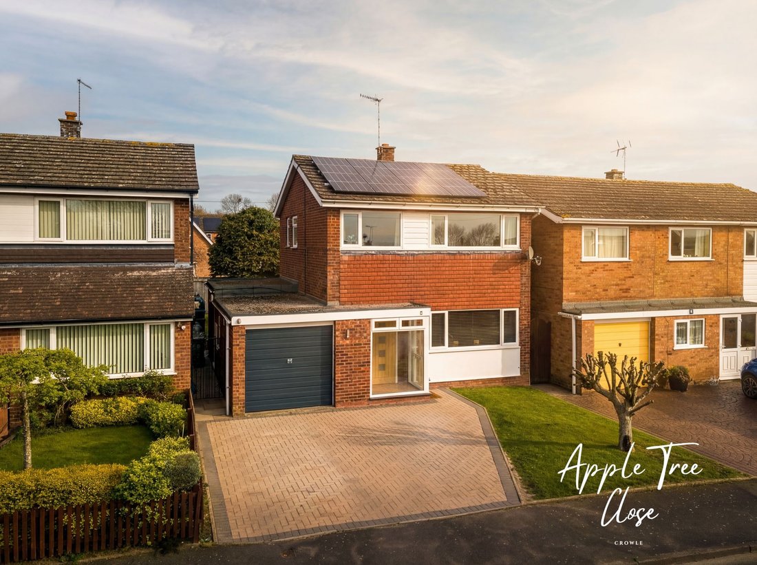 House in Crowle, England 1 - 17501643