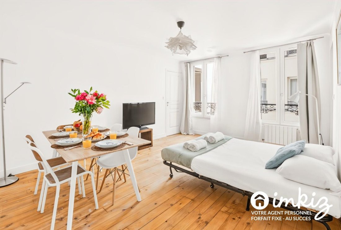 Apartment in Porte Saint Denis-Paradis, Paris 10e Arrondissement, Paris 2 - 18862805