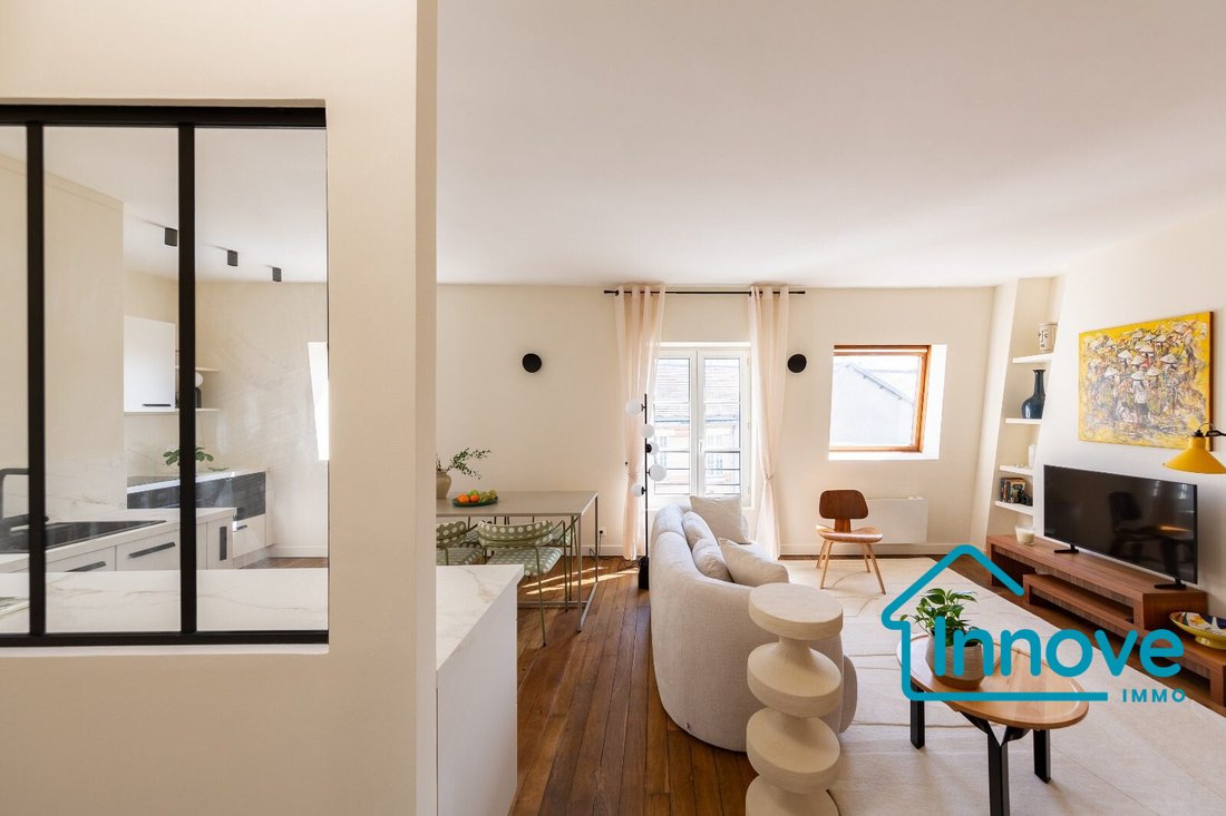 Apartment in Violet Commerce, Paris 15e Arrondissement, Paris 4 - 18384856