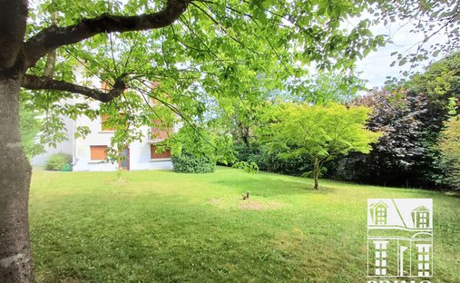 House in Parc de Sceaux, Sceaux, France 1
