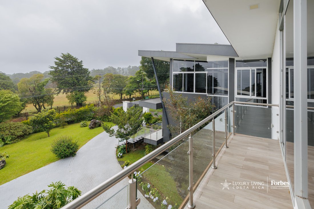House in Montecito, Heredia Province, Costa Rica 1 - 18866934