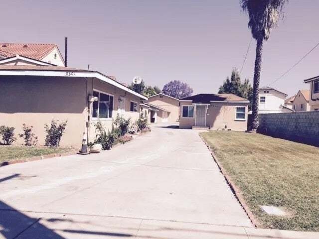 Altro a Bellflower, California, Stati Uniti 2 - 18866664
