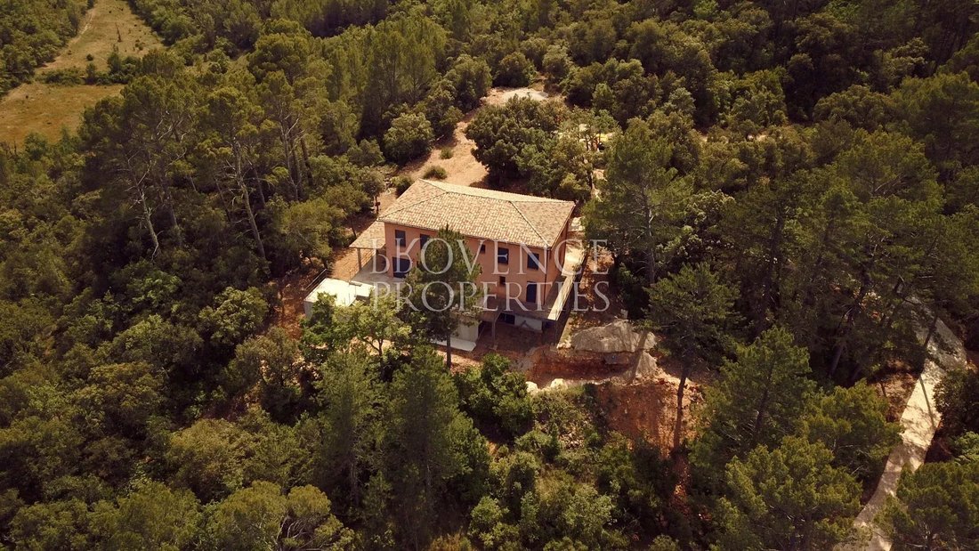 Domaine à Châteauvert, Provence-Alpes-Côte d'Azur, France 3 - 12250158