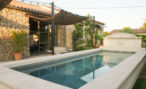 Casa en Nevons-ruta de Apt, L'Isle-sur-la-Sorgue, Francia 1