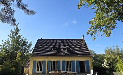 Casa a Nord, Parmain, Francia 1