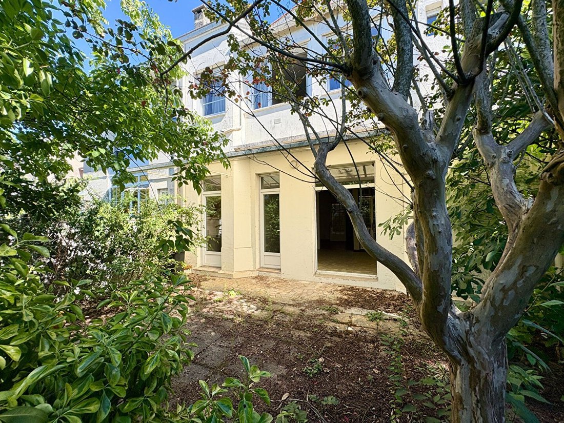 House in Saint Bruno-Saint Augustin, Bordeaux, France 1 - 18867380