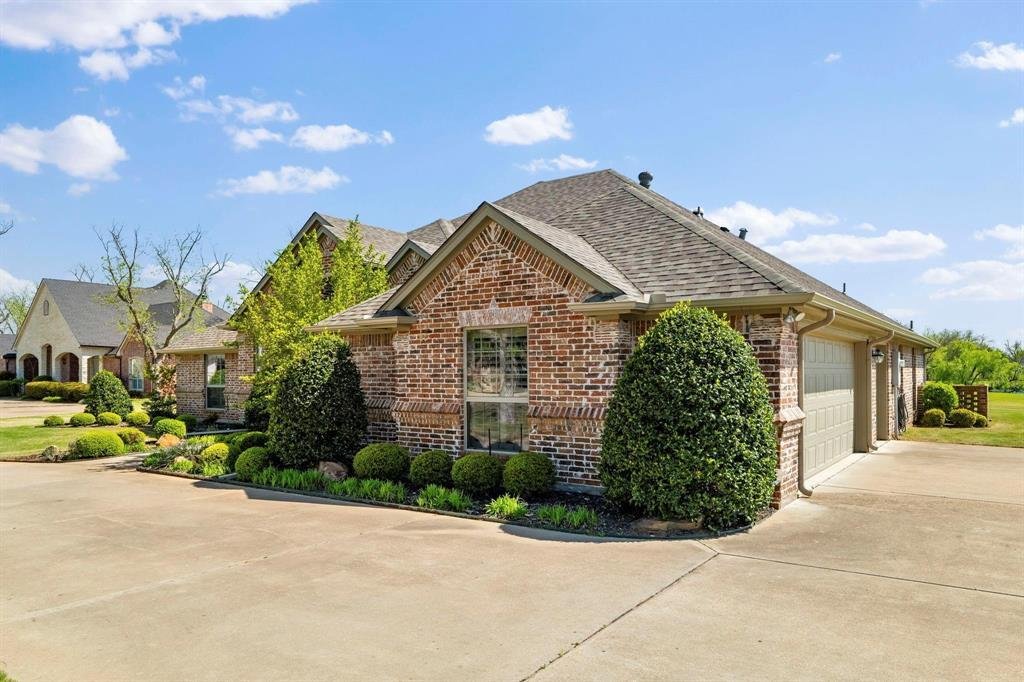 House in Granbury, Texas, United States 3 - 18866867