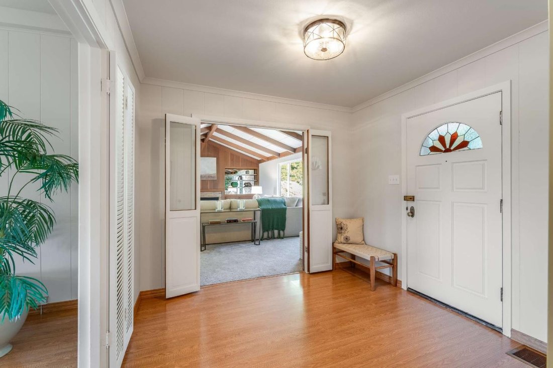 House in Burlingame, California, United States 5 - 18865950