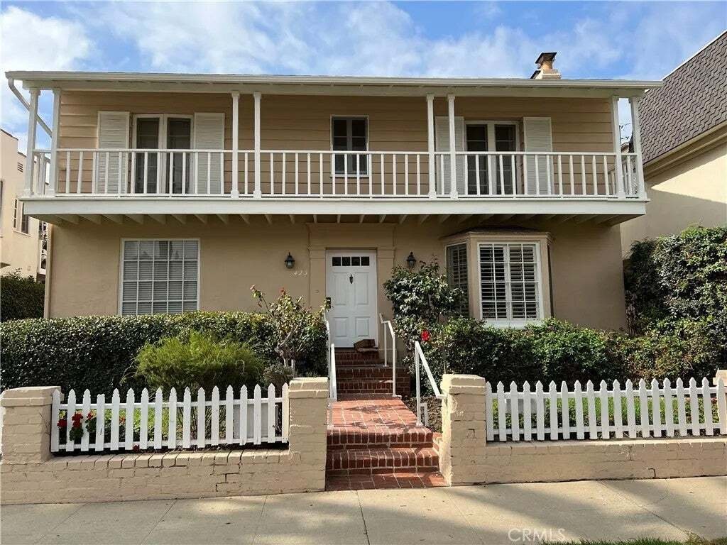 Beverly Hills, California, United States 1 - 18866673
