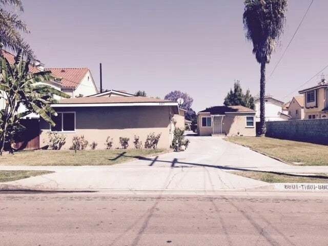 Altro a Bellflower, California, Stati Uniti 4 - 18866664