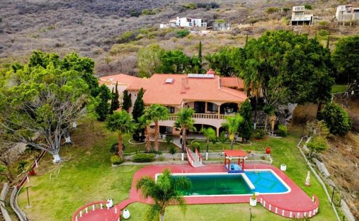 Townhouse en Chantepec, Jalisco, México 1
