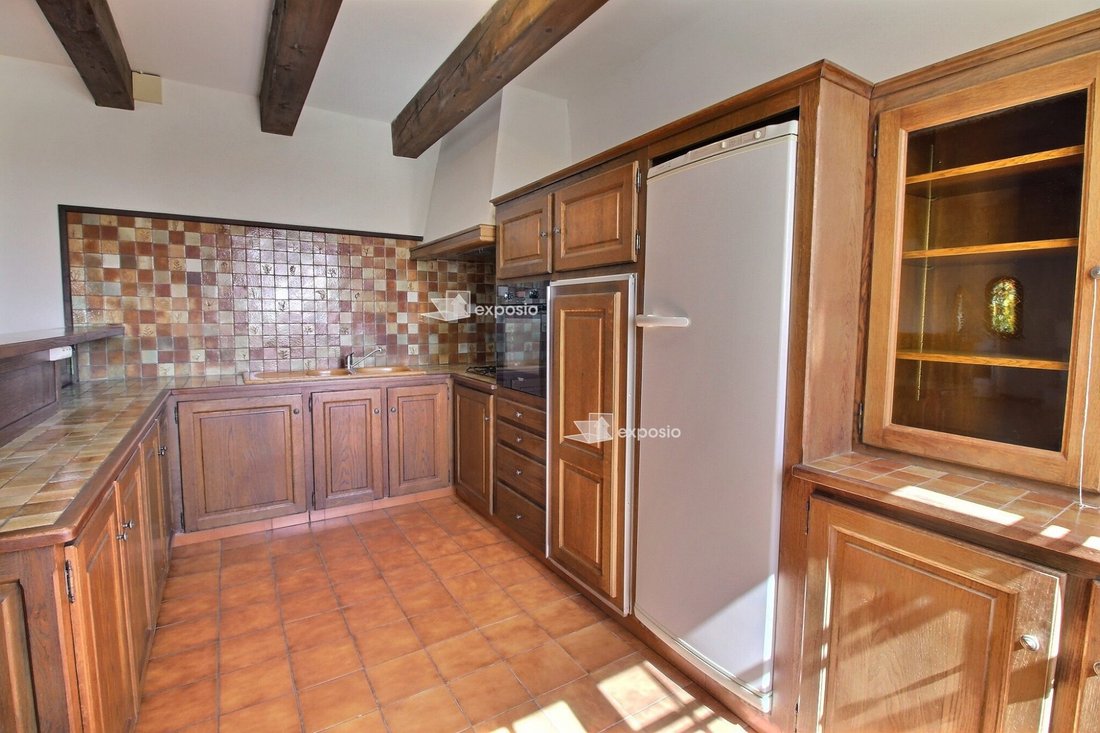 Casa en Saint-Saturnin-lès-Apt, Provenza-Alpes-Costa Azul, Francia 5 - 18868559