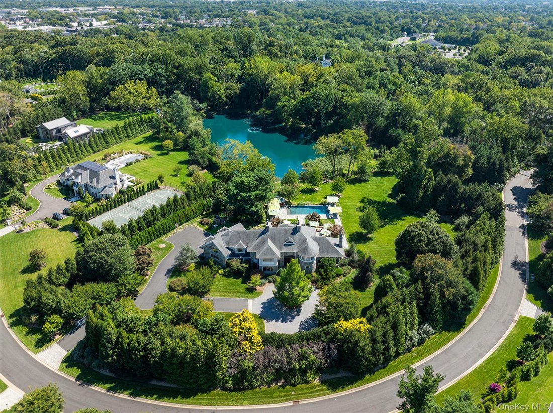 Casa a Old Westbury, New York, Stati Uniti 2 - 18863653
