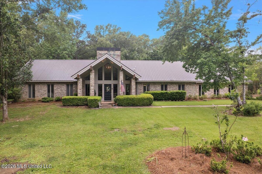 House in West, Mississippi, United States 1 - 18865042