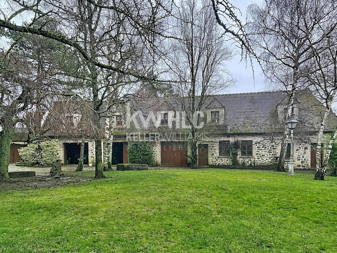 Villa in Livilliers, Ile-de-France, France 3 - 18868512
