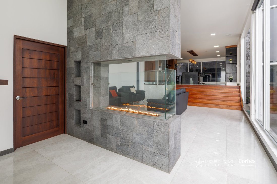 House in Montecito, Heredia Province, Costa Rica 4 - 18866934