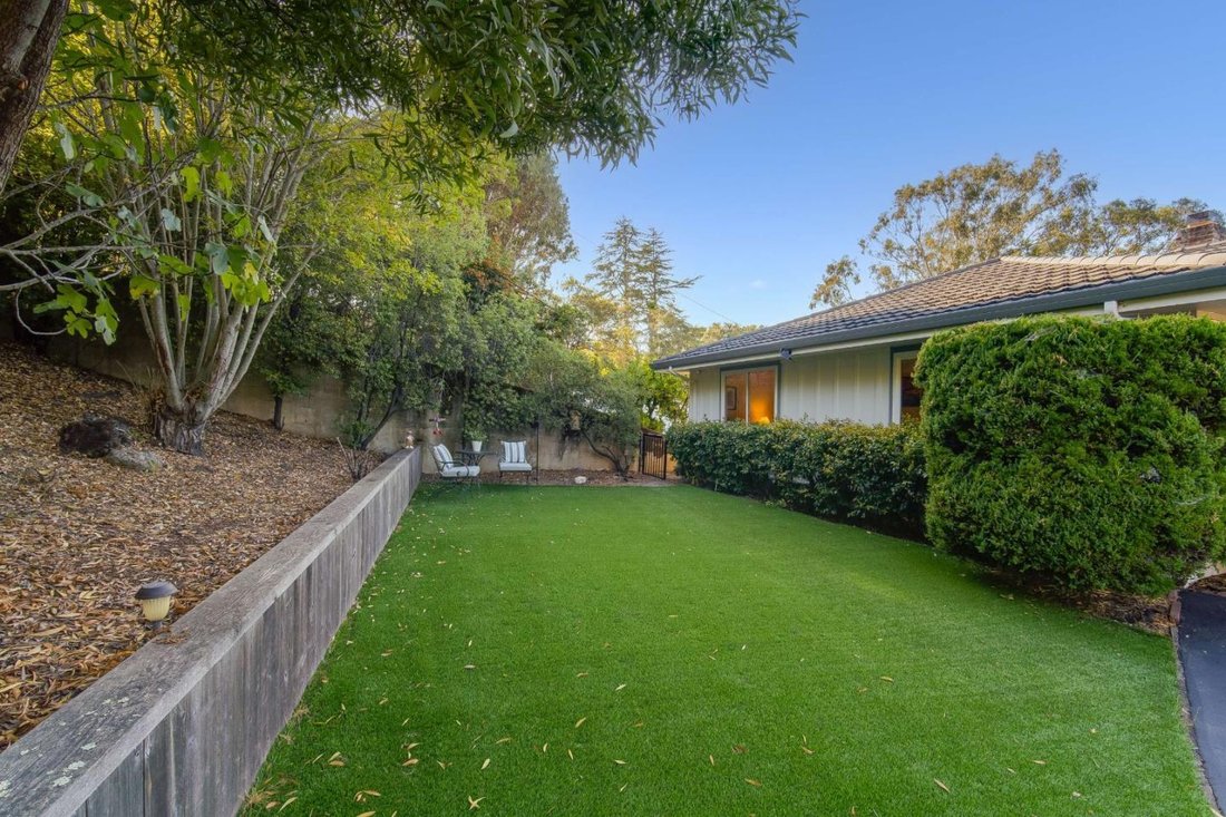 House in Burlingame, California, United States 2 - 18865950