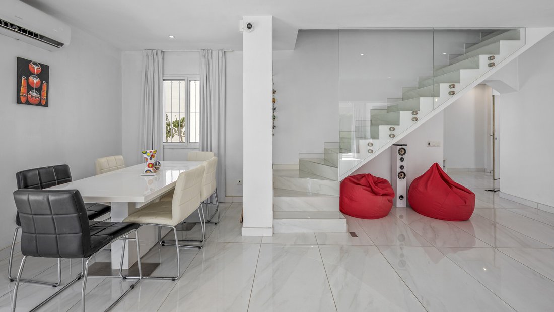 Villa in Marbella, Andalusia, Spain 5 - 18645913