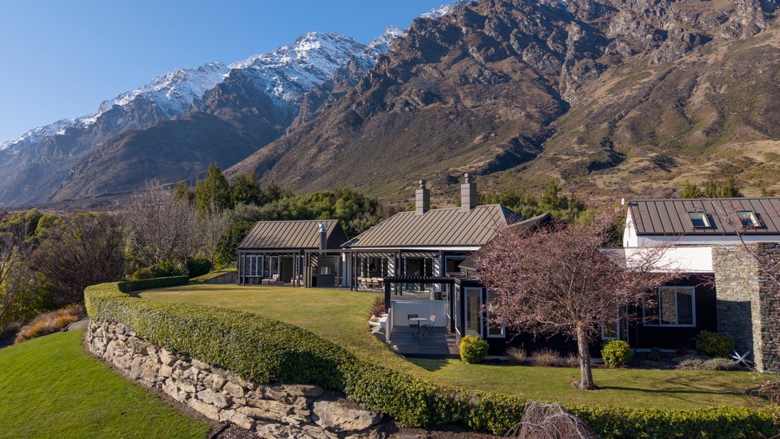 House in Queenstown, Otago, New Zealand 1 - 17253431