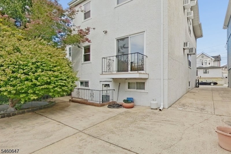 Apartment in Kearny, New Jersey, United States 5 - 18867697