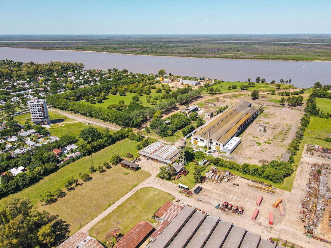 Land in Granadero Baigorria, Santa Fe Province, Argentina 3 - 18863882