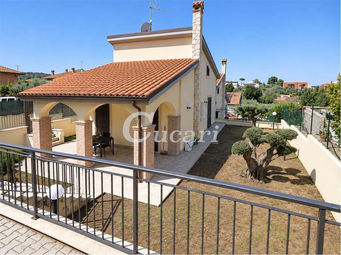 Villa in Frascati, Latium, Italien 1 - 18865933