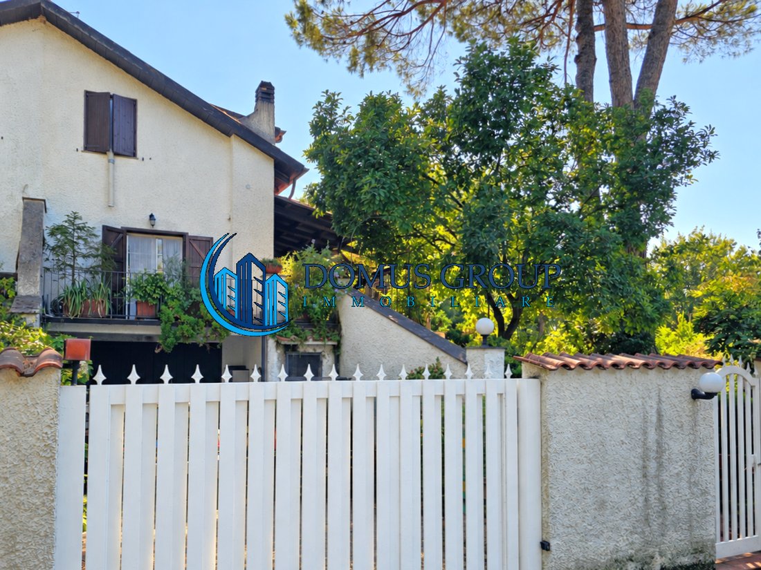 Villa in Formello, Lazio, Italia 2 - 18868091