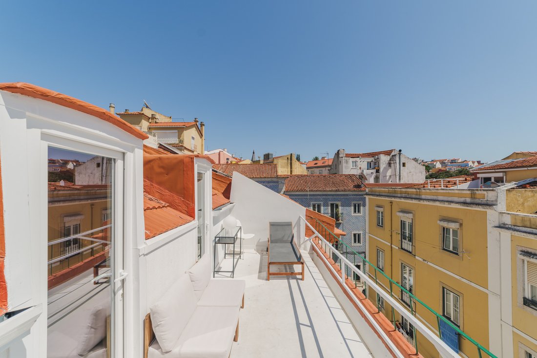 Condo in Misericordia, Lisbon, Portugal 1 - 18870314
