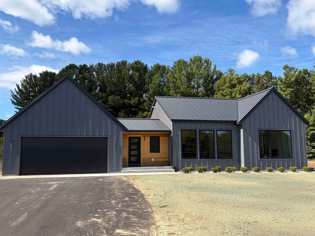 House in Traverse City, Michigan, United States 2 - 18308601