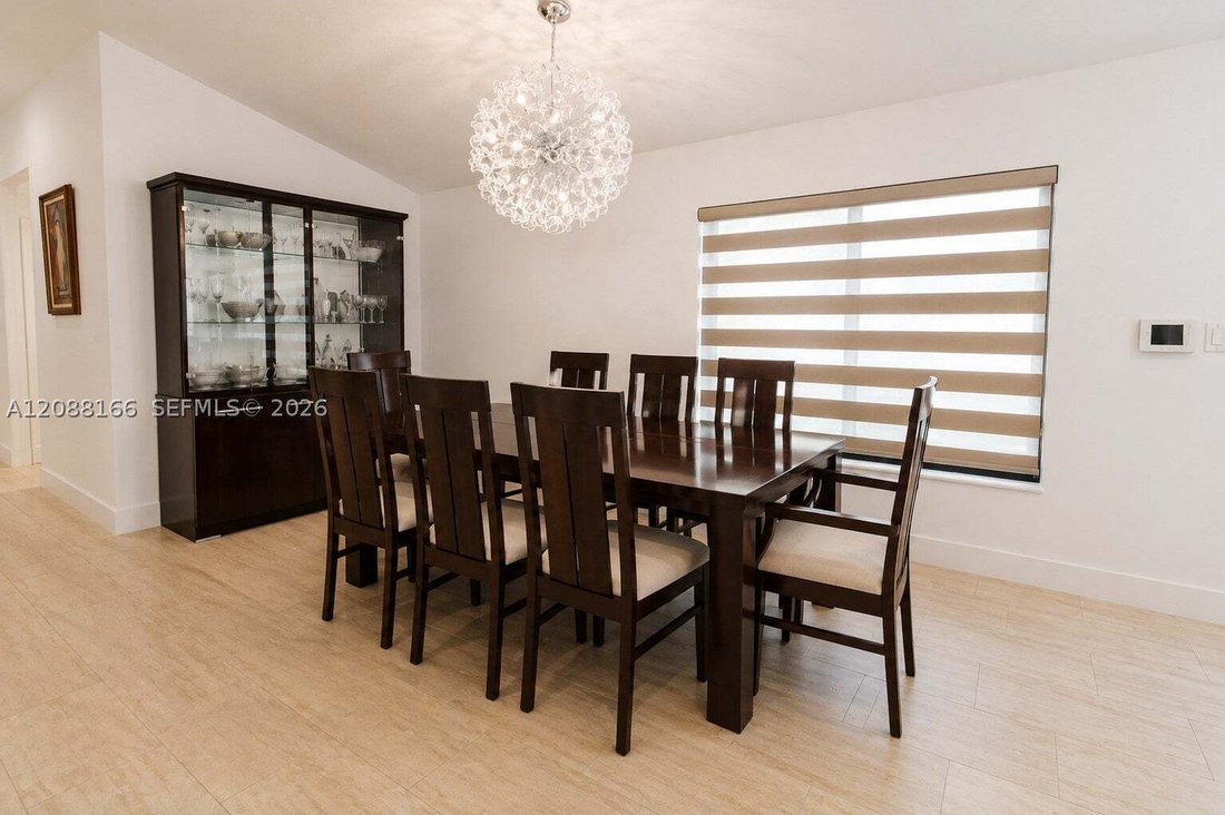 Casa a West Miami, Florida, Stati Uniti 2 - 18866405