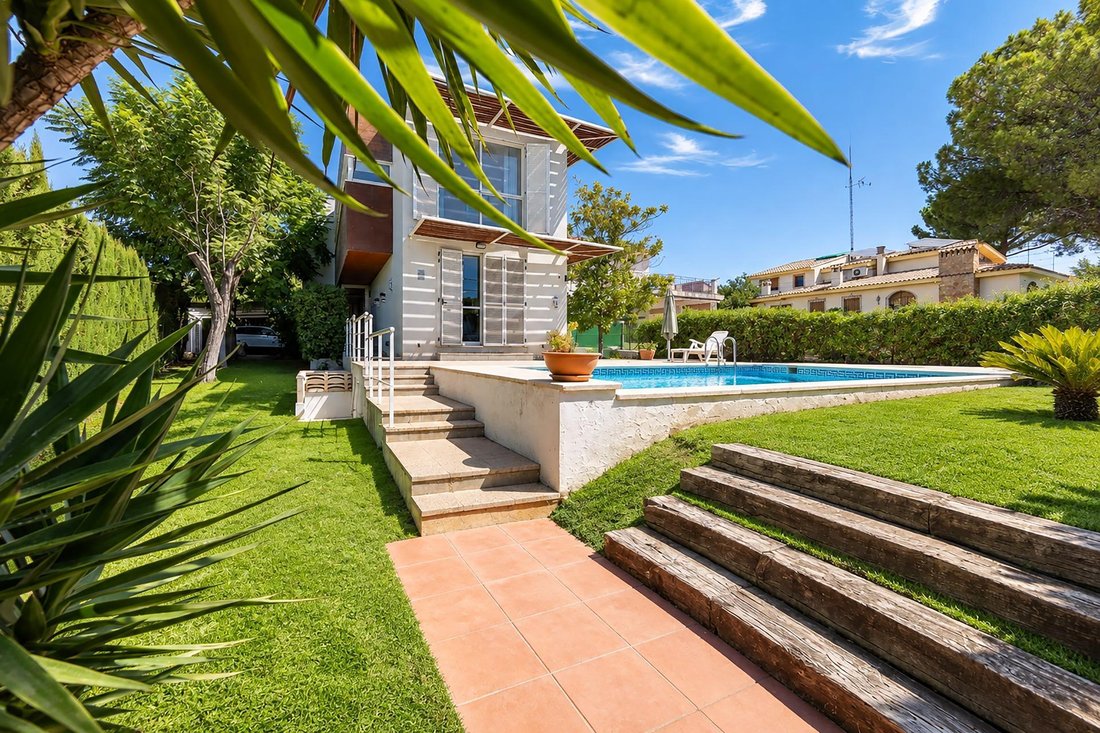 Villa en La Eliana, Comunidad Valenciana, España 3 - 18867681