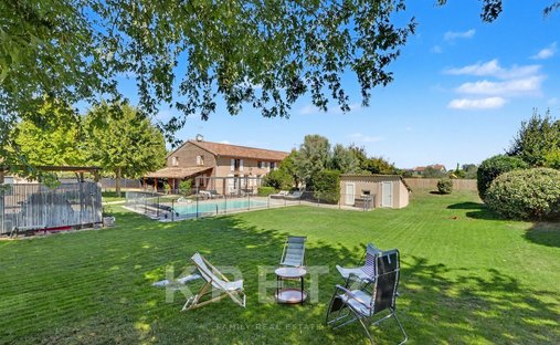 Casa en Daux, Occitania, Francia 1