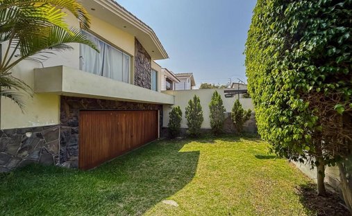 House in San Juan de Miraflores, Metropolitan Municipality of Lima, Peru 1