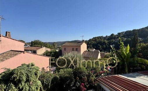 House in Centre du Village, La Colle-sur-Loup, France 1